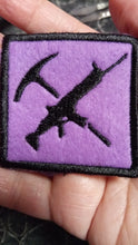 Load image into Gallery viewer, Fortnite: pick axe and gun patch (Inspired by source material)
